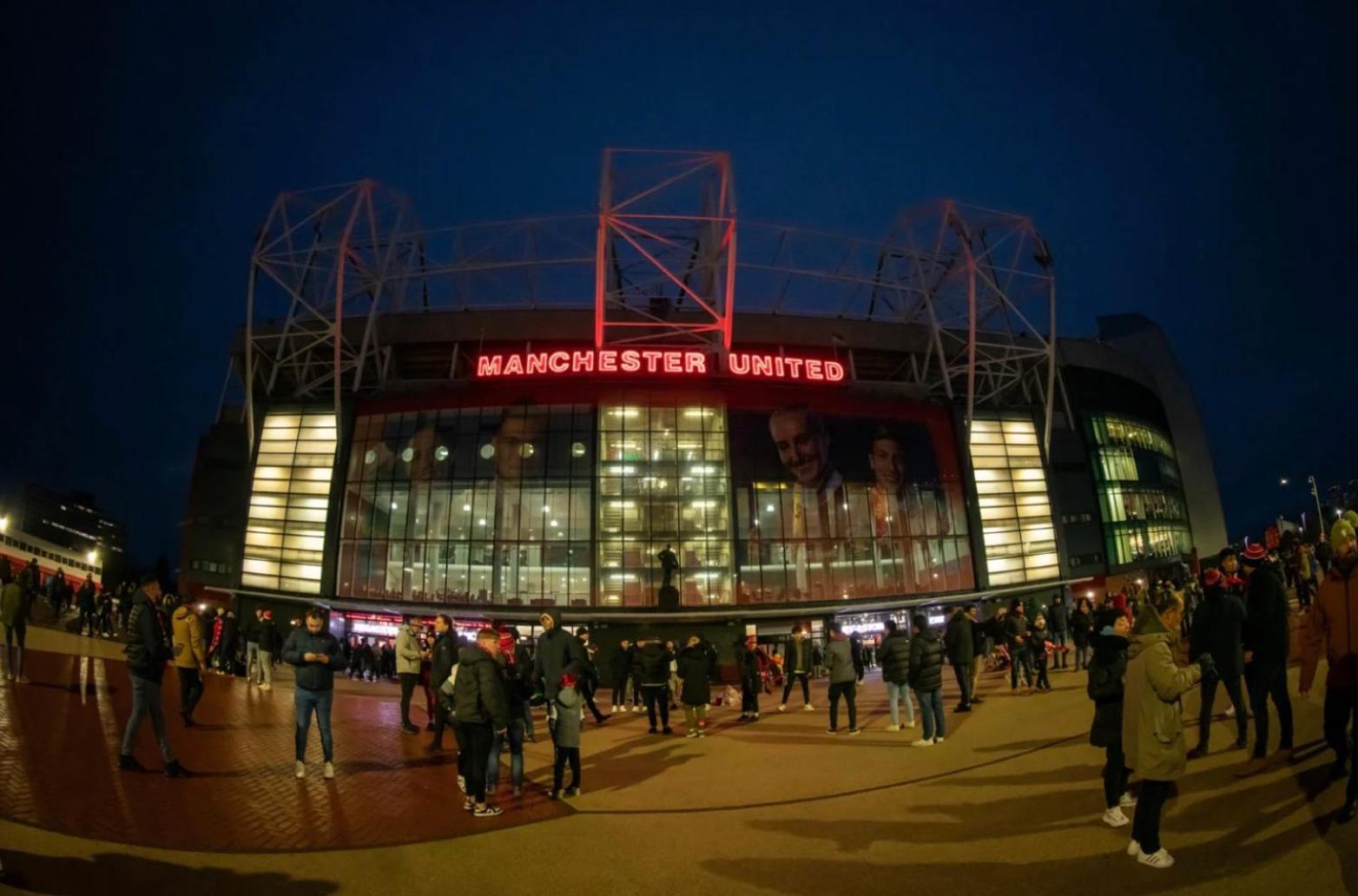 Bright & Modern 3 Bedroom Old Trafford Home Манчестер Экстерьер фото